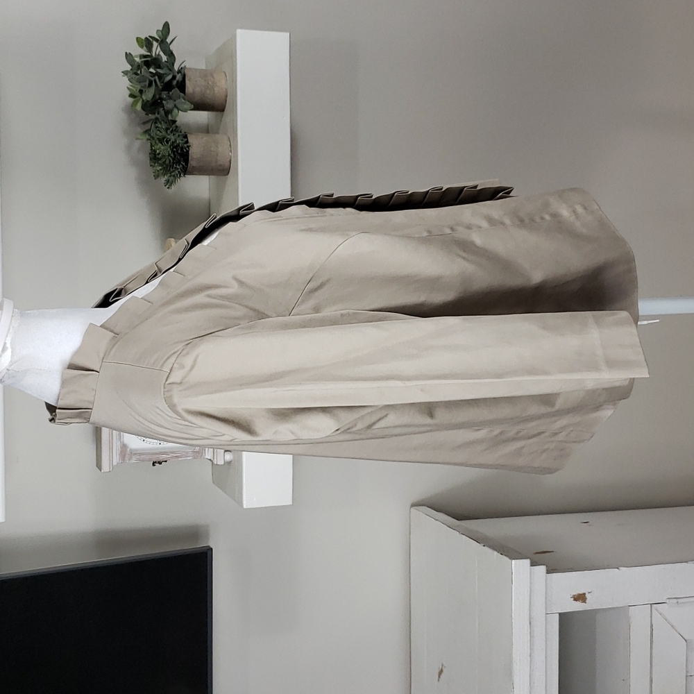 212 Collection Beige Ruffle Blazer - Picture 6 of 10